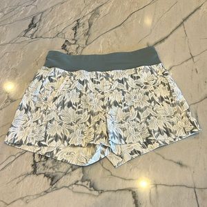 Athleta Floral Patterned Shorts - Gray and White